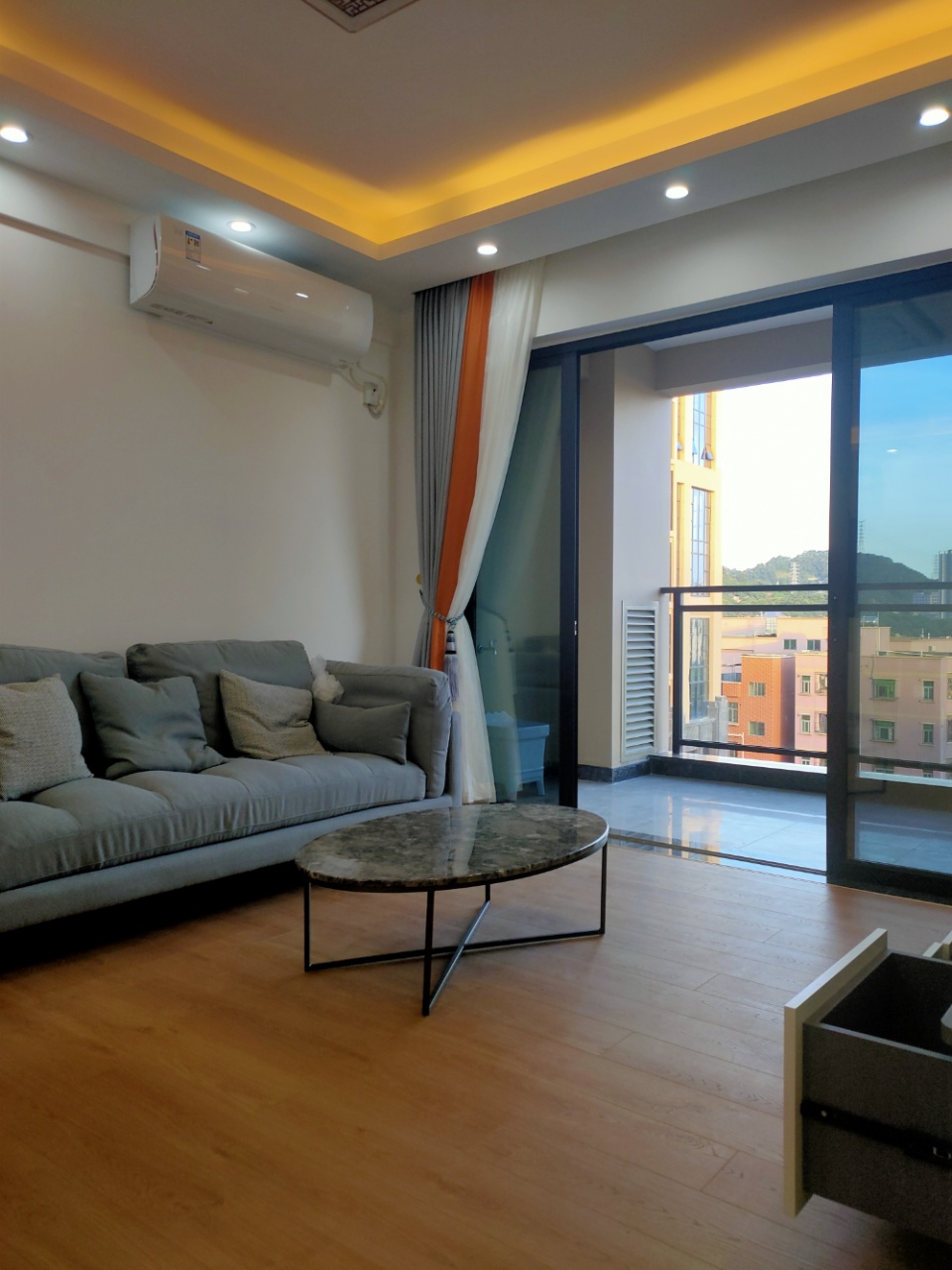 鳳崗小產(chǎn)權(quán)房