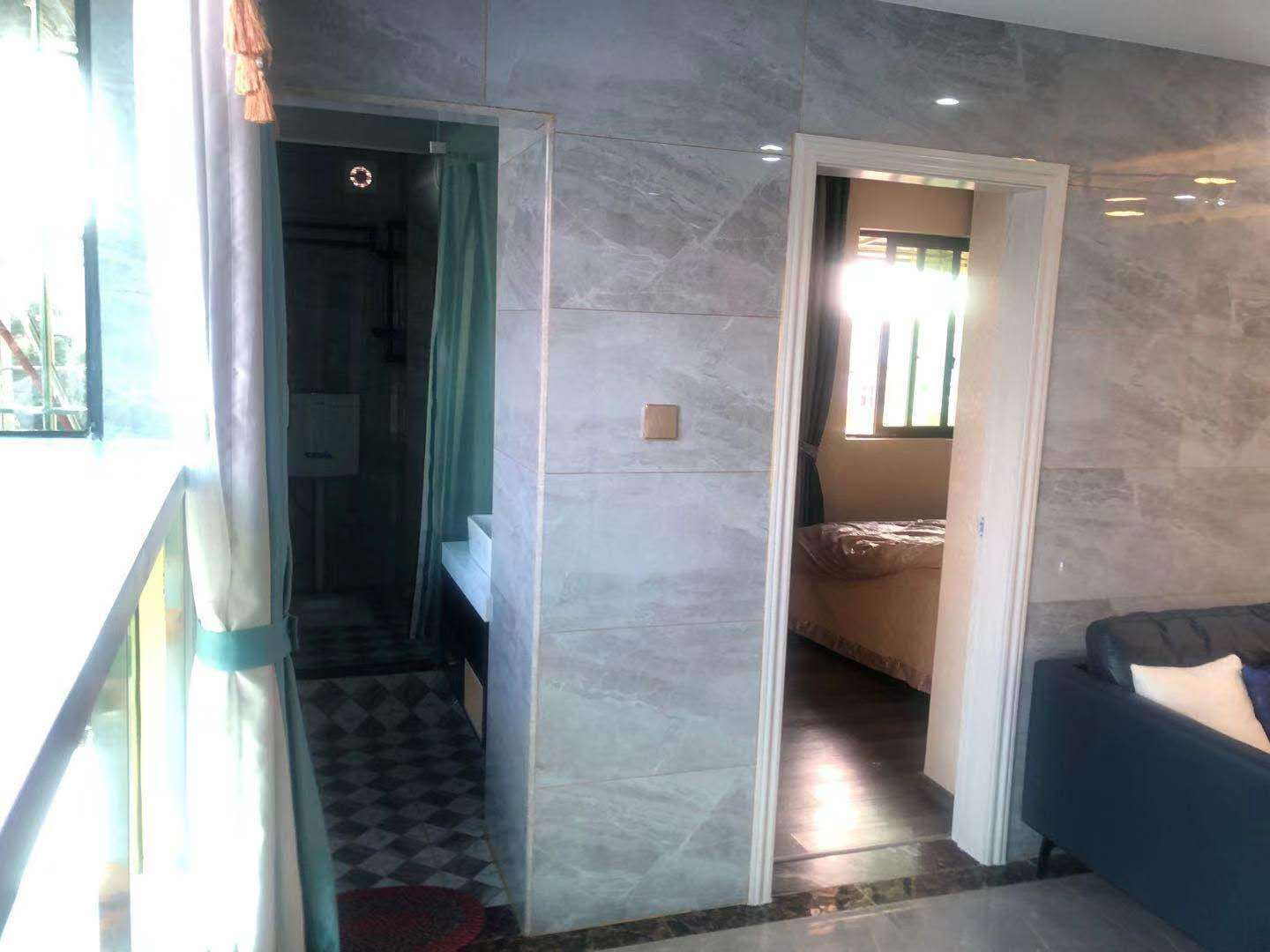 鴻湖公館2房1廳69.8萬(wàn)/套起