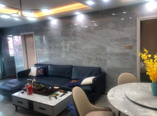 鴻湖公館2房1廳69.8萬(wàn)/套起