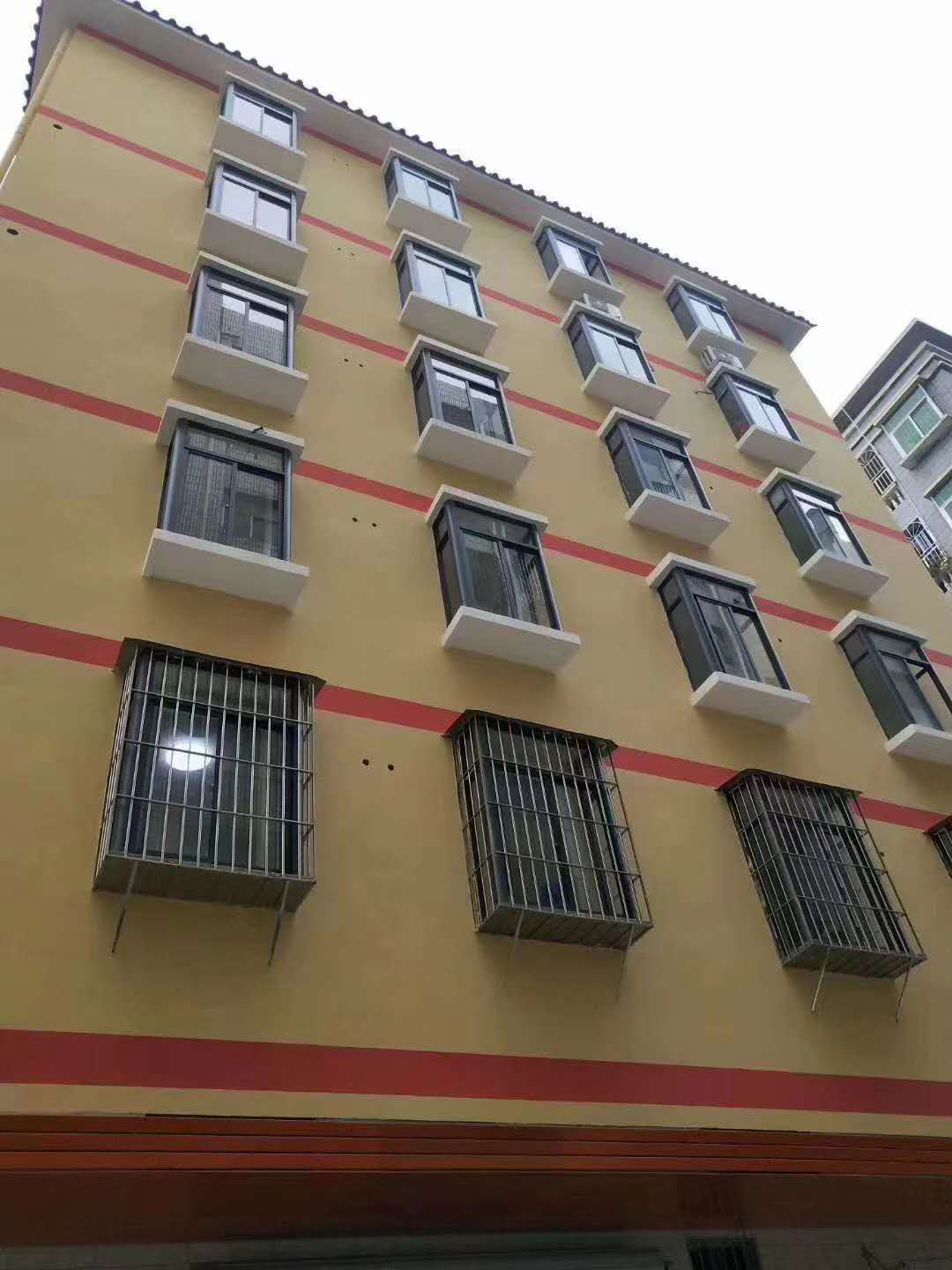 鴻川華府兩房特價(jià)68.8萬(wàn)