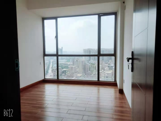 逸郡華庭71平兩房特價(jià)63.8萬