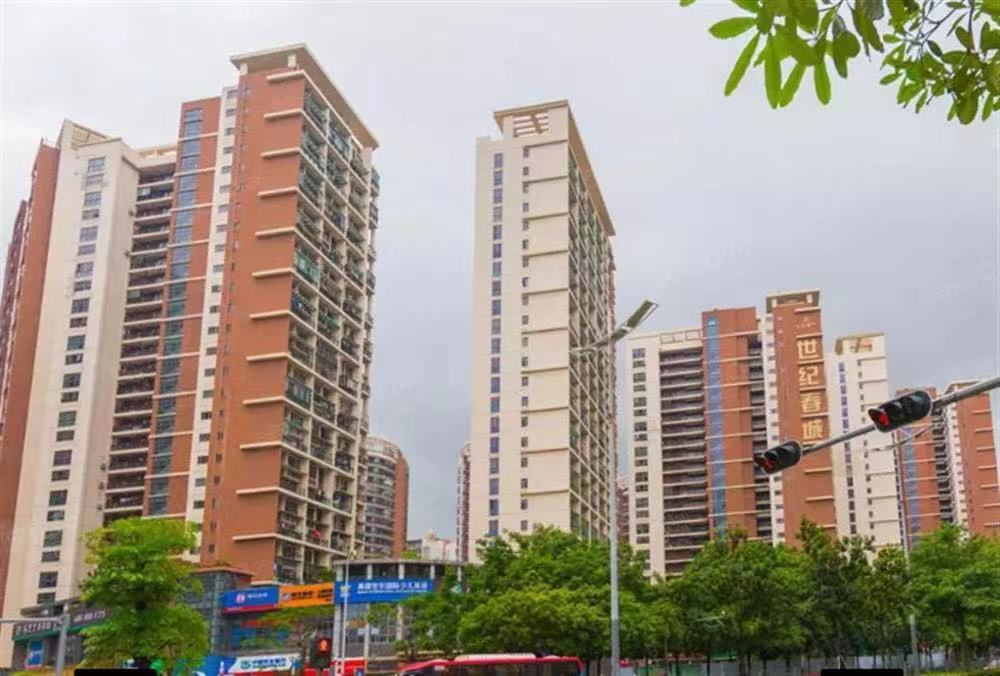 龍華世紀(jì)春城四期均價56000元/平