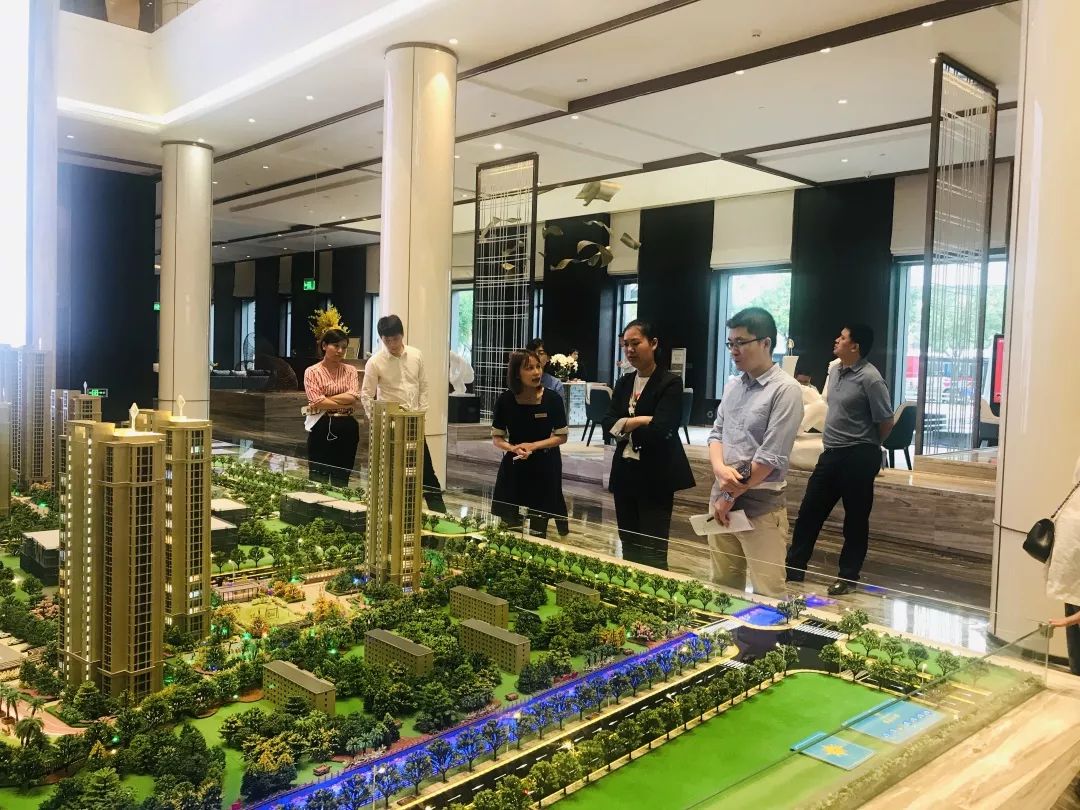 項目根據功能從西往東劃分三個片區(qū)