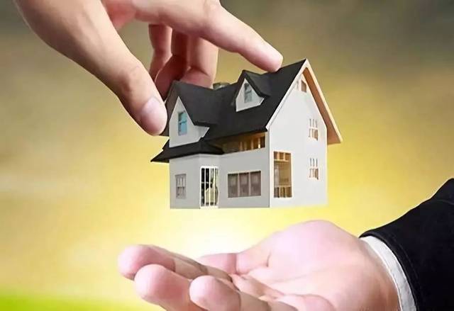 無(wú)產(chǎn)權(quán)證的回遷房是可以轉(zhuǎn)的女兒的名下