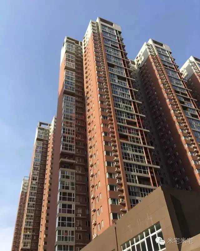 不再?gòu)臉鞘械慕嵌葋?lái)解釋