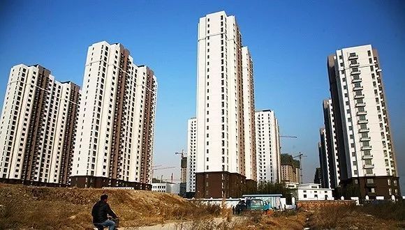 安置房是指在人民政府實(shí)施土地儲備地塊