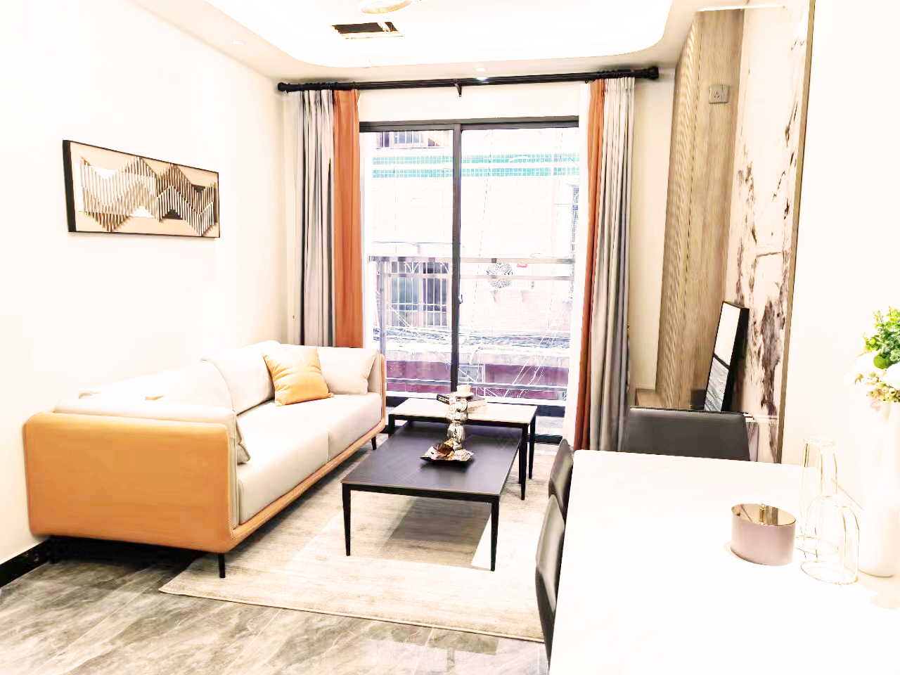 深圳龍崗小產(chǎn)權房|愛聯(lián)明庭