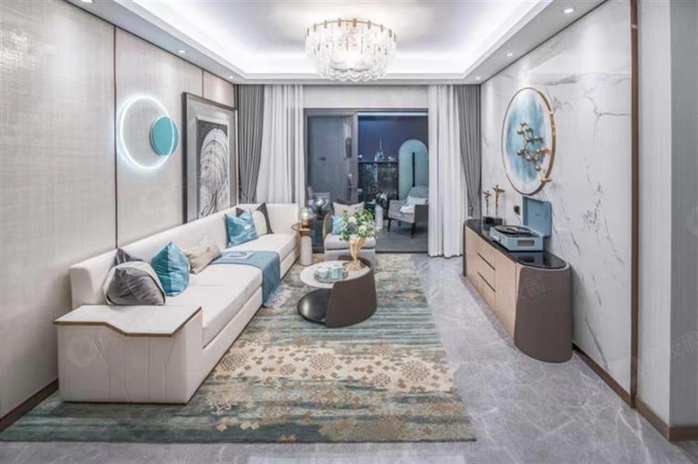 諾亞廣場(chǎng)