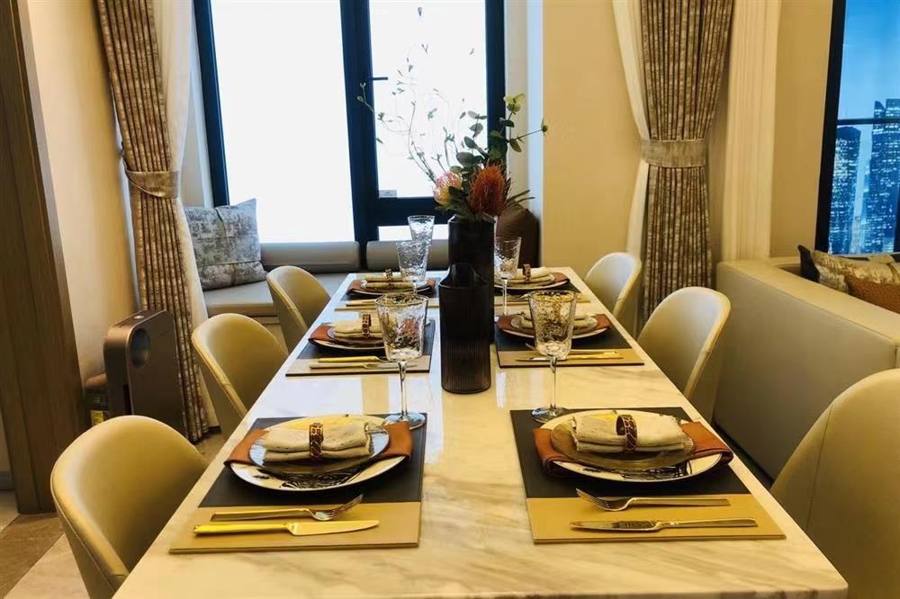 諾亞廣場(chǎng)